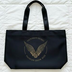 Victoria's Secret Fashion Show Tote Bag Black
